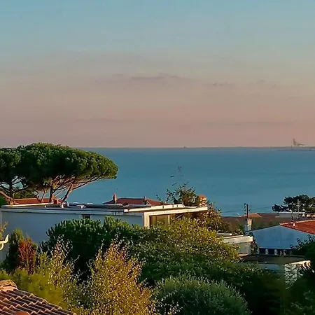 Trois Plages Pleine Руайян